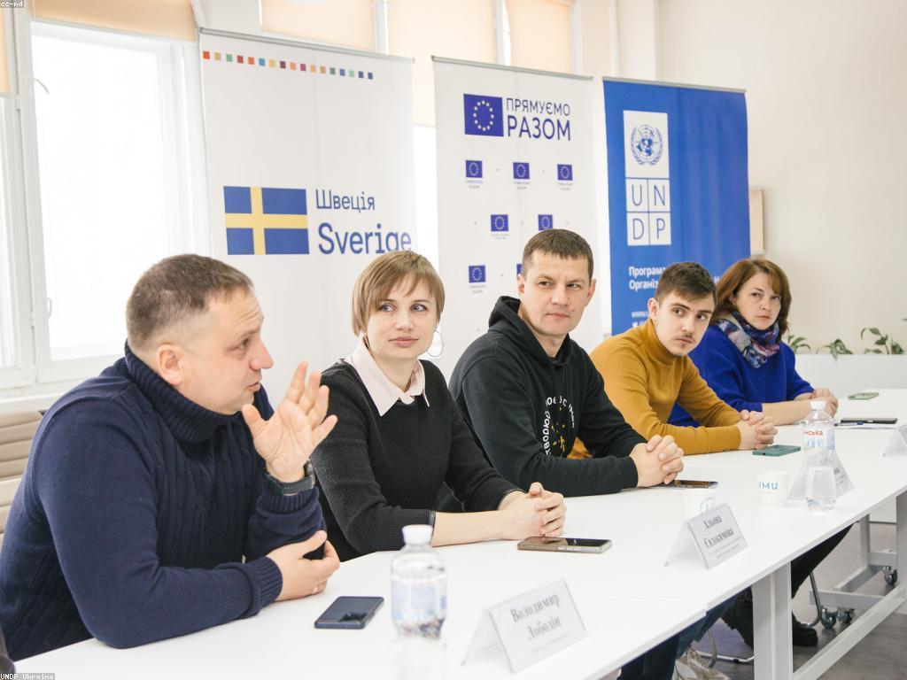 ការសិក្សាពីគម្រោងអាផារ